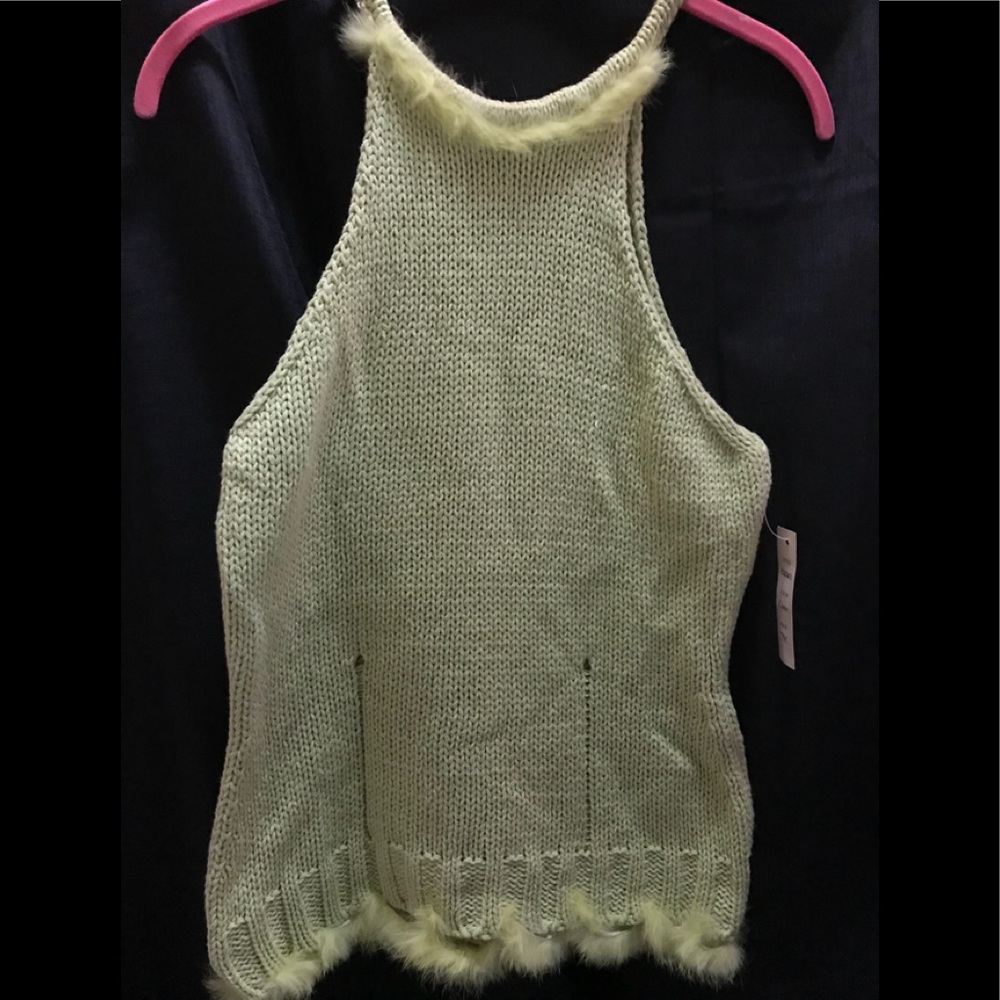 ✨💥Knitted green top/light green NWT!!🤗